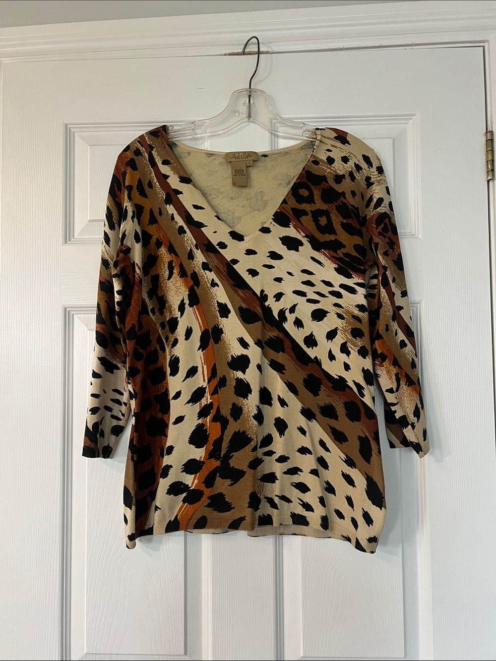 Peck & Peck Animal Print V-Neck Sweater in Beige, Brown & Black